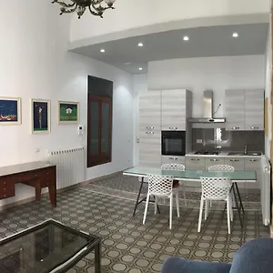 Appartamento Palazzo Caratozzolo