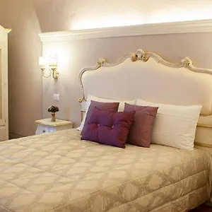 https://bb-i-quattro-poeti.it-tuscanyhotel.com